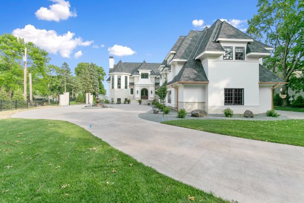 Cost of Concrete Driveway Installation in Fairfax