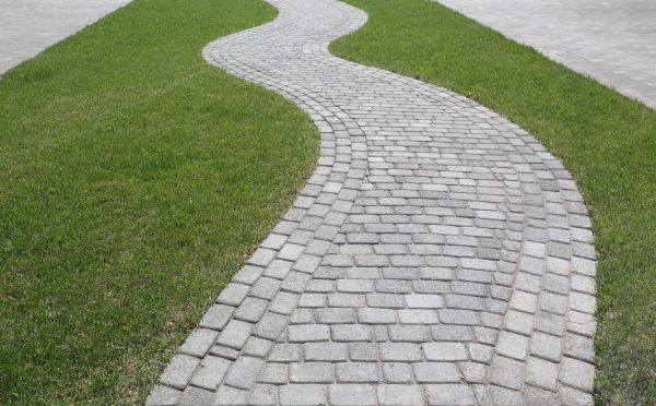 Cost of Walkway Paving in Fairfax