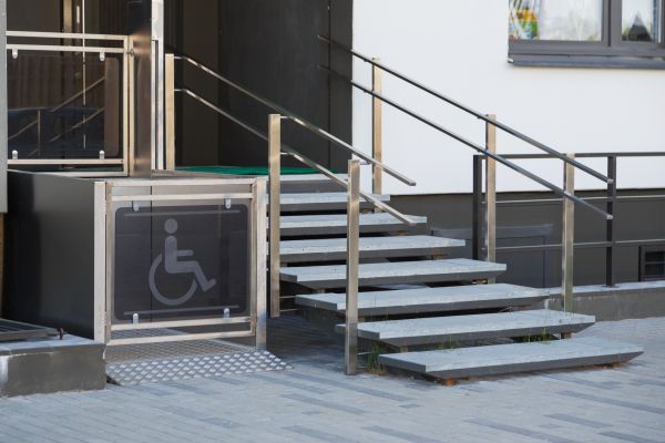 Cost of Entryway Stair Installation in Fairfax